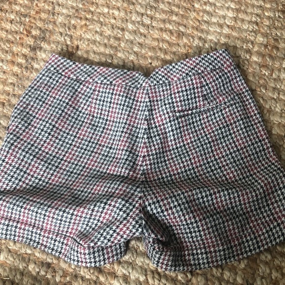 Woolen H&M Shorts in houndstooth - Picture 5 of 6
